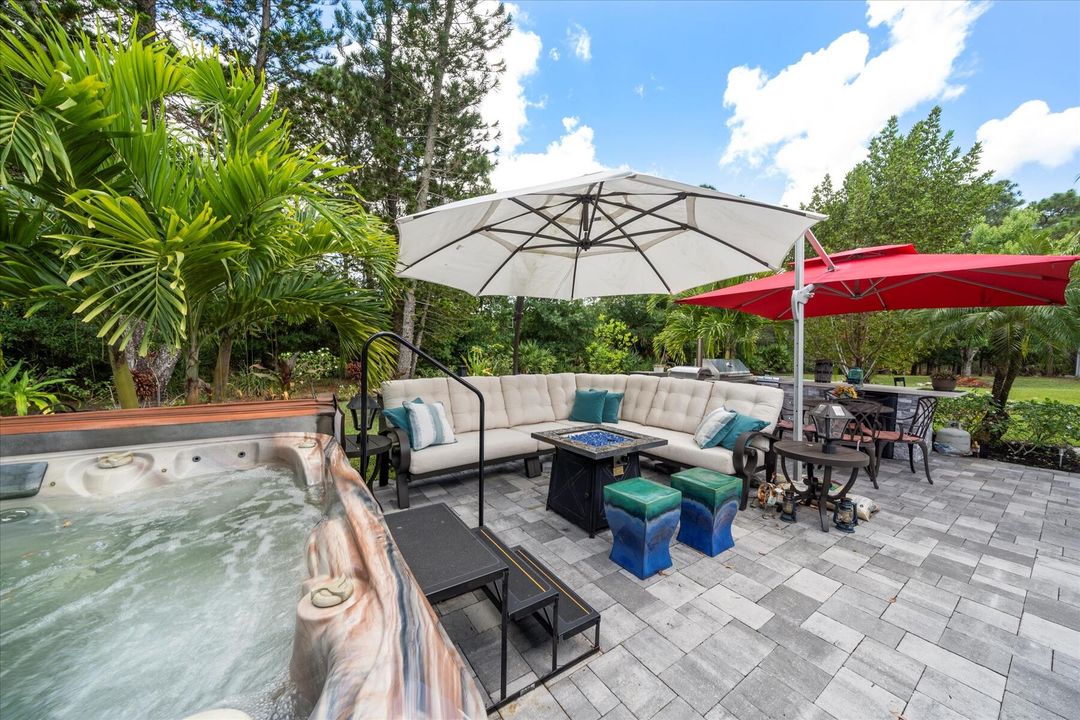 For Sale: $439,000 (2 beds, 2 baths, 1344 Square Feet)