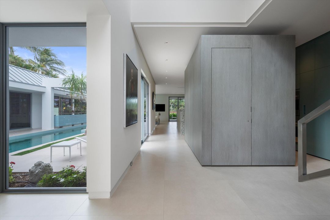 For Sale: $3,495,000 (4 beds, 4 baths, 3427 Square Feet)