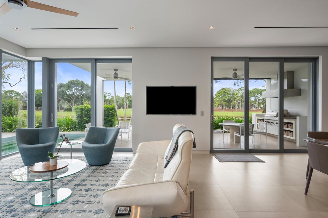 For Sale: $3,495,000 (4 beds, 4 baths, 3427 Square Feet)