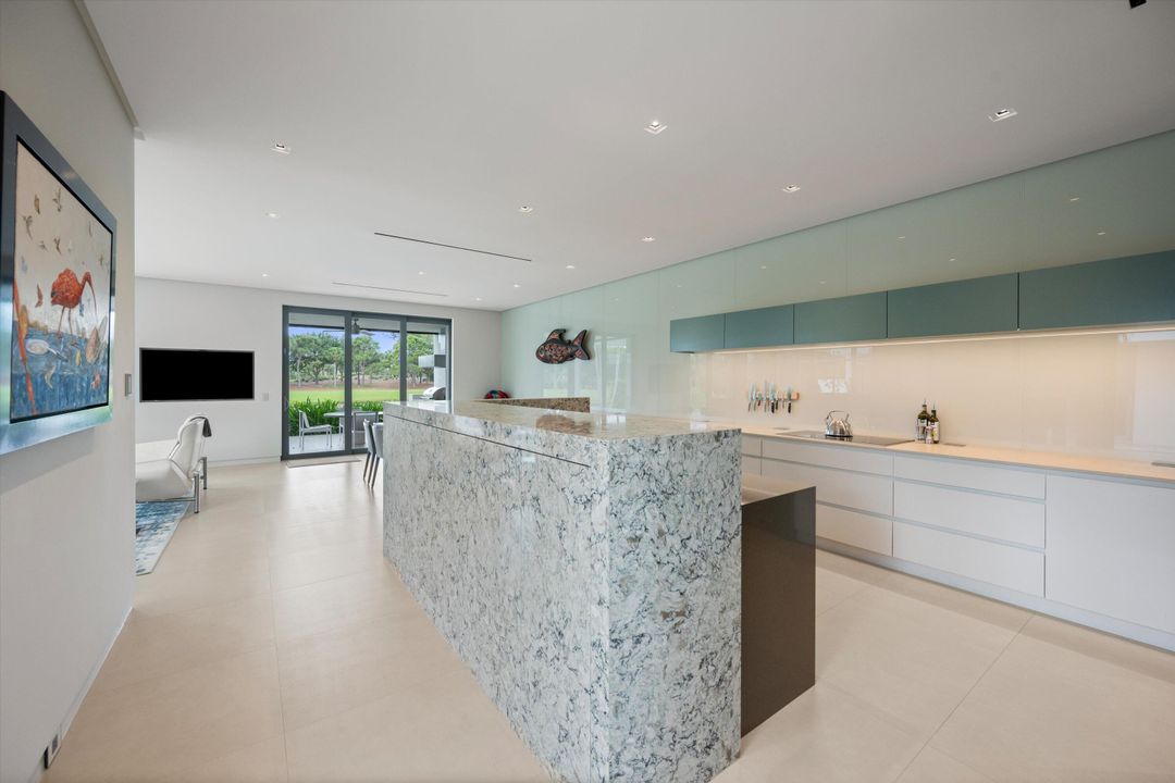 For Sale: $3,495,000 (4 beds, 4 baths, 3427 Square Feet)