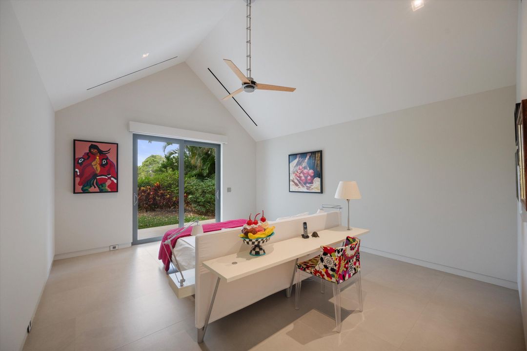 For Sale: $3,495,000 (4 beds, 4 baths, 3427 Square Feet)