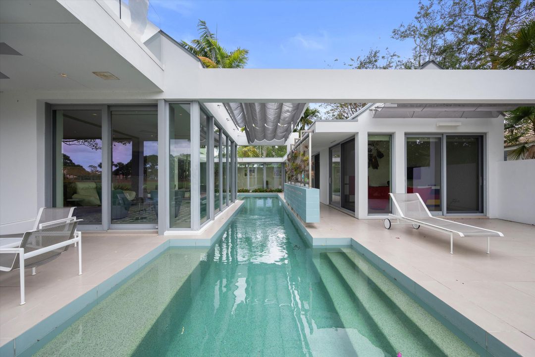 For Sale: $3,495,000 (4 beds, 4 baths, 3427 Square Feet)