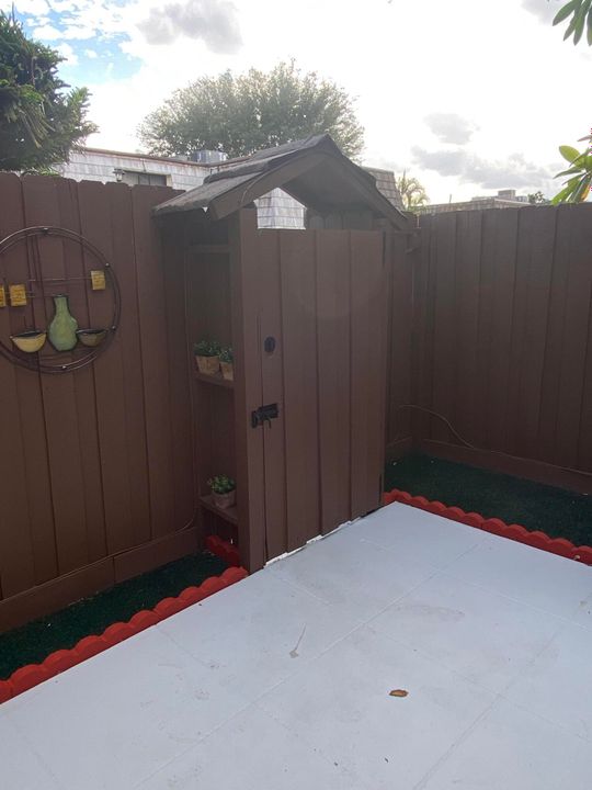 En Venta: $285,000 (2 camas, 2 baños, 1236 Pies cuadrados)