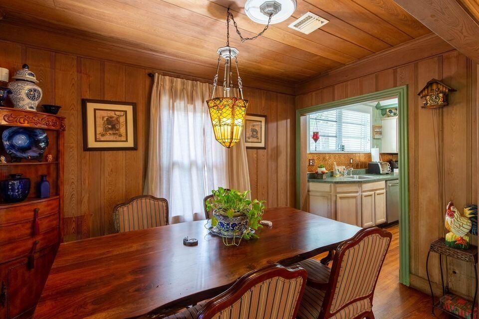 出租: $1,995 (2 贝兹, 1 浴室, 1100 平方英尺)