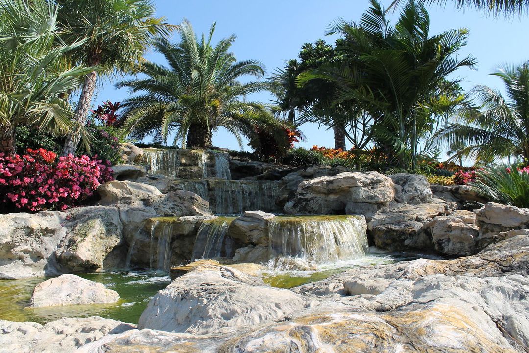 For Rent: $5,200 (2 beds, 2 baths, 1521 Square Feet)