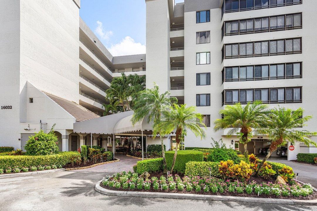 For Rent: $5,200 (2 beds, 2 baths, 1521 Square Feet)