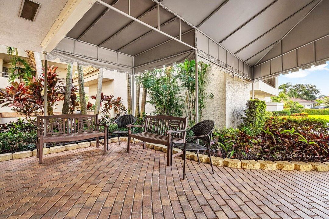 For Rent: $5,200 (2 beds, 2 baths, 1521 Square Feet)