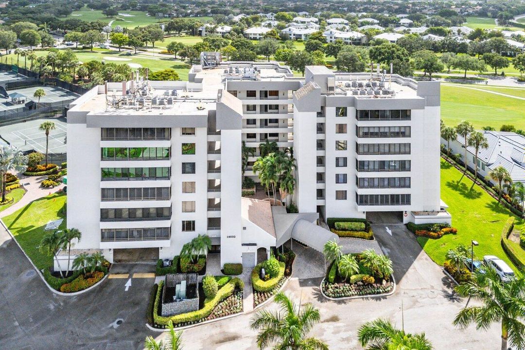 For Rent: $5,200 (2 beds, 2 baths, 1521 Square Feet)