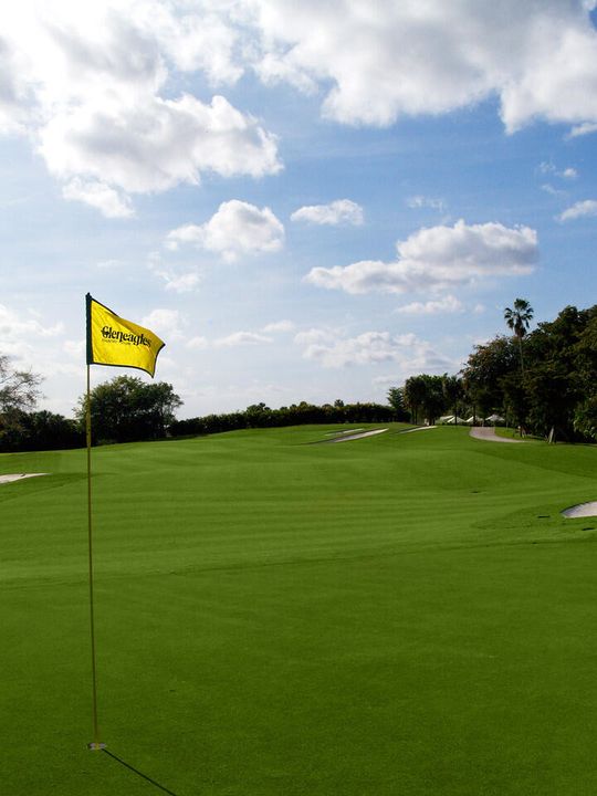 For Rent: $5,200 (2 beds, 2 baths, 1521 Square Feet)