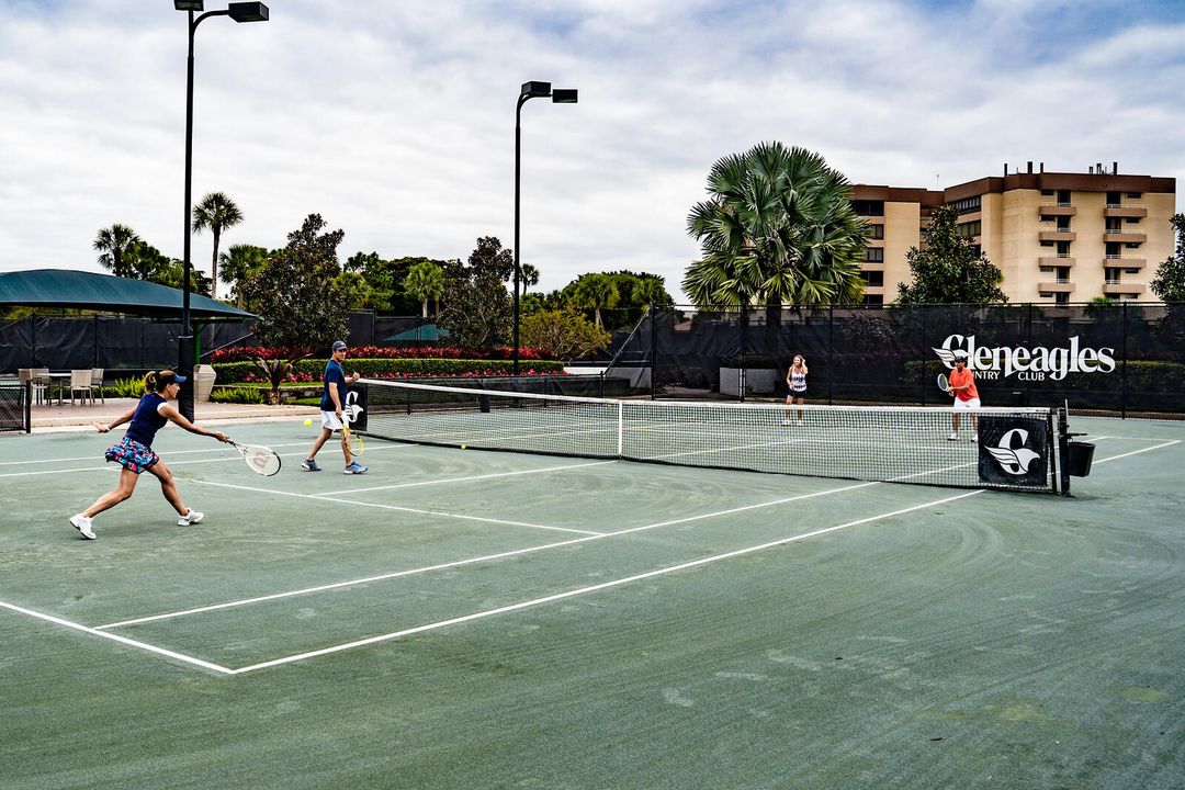 For Rent: $5,200 (2 beds, 2 baths, 1521 Square Feet)