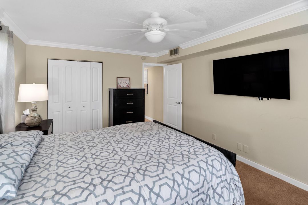 Activo con contrato: $245,000 (2 camas, 2 baños, 1185 Pies cuadrados)