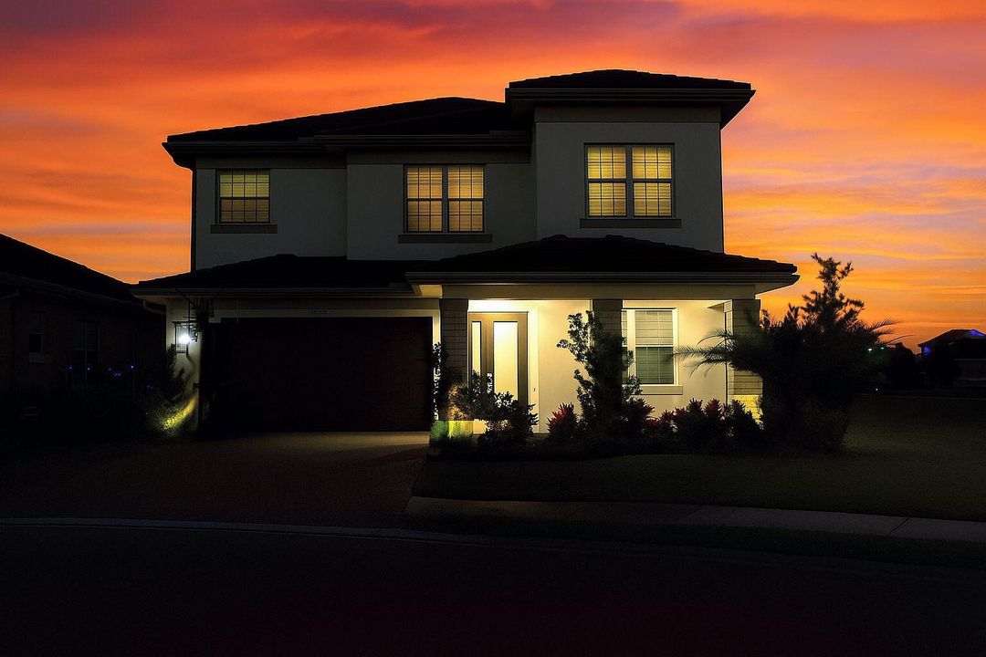 For Sale: $1,100,000 (4 beds, 4 baths, 3024 Square Feet)