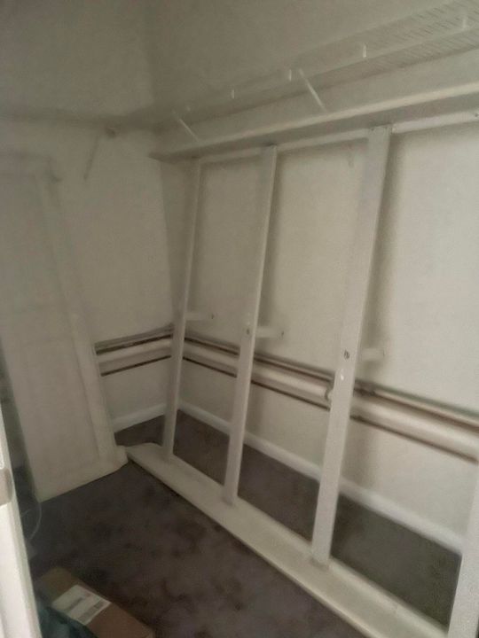 For Rent: $1,750 (2 beds, 2 baths, 910 Square Feet)