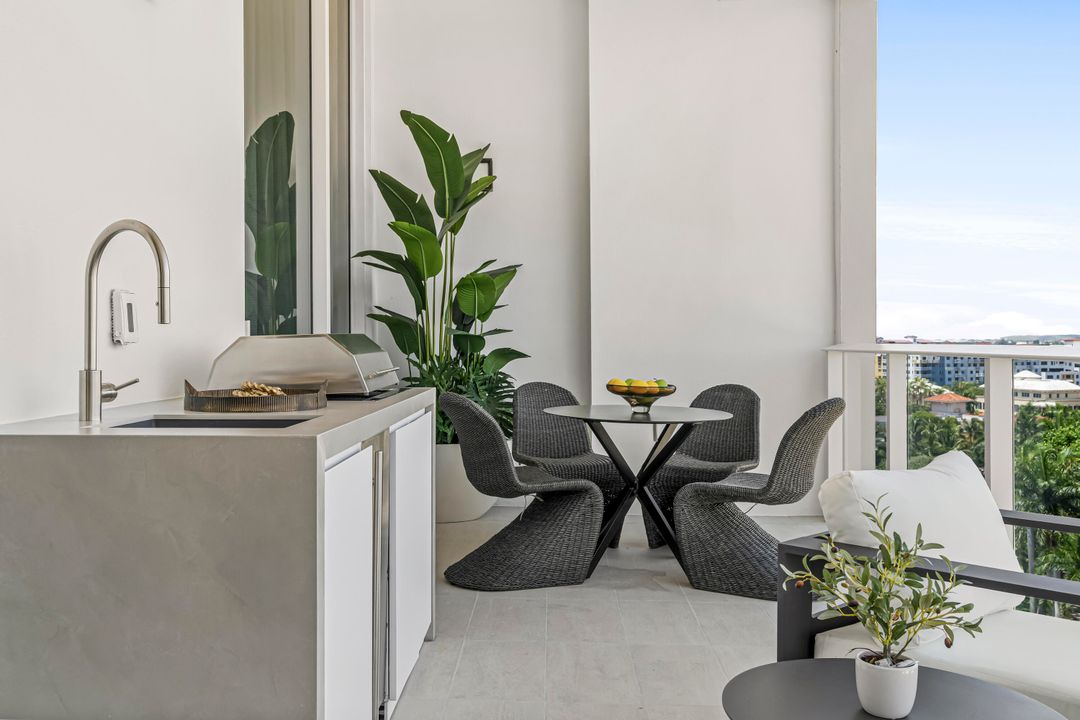 For Sale: $5,600,000 (4 beds, 4 baths, 3477 Square Feet)