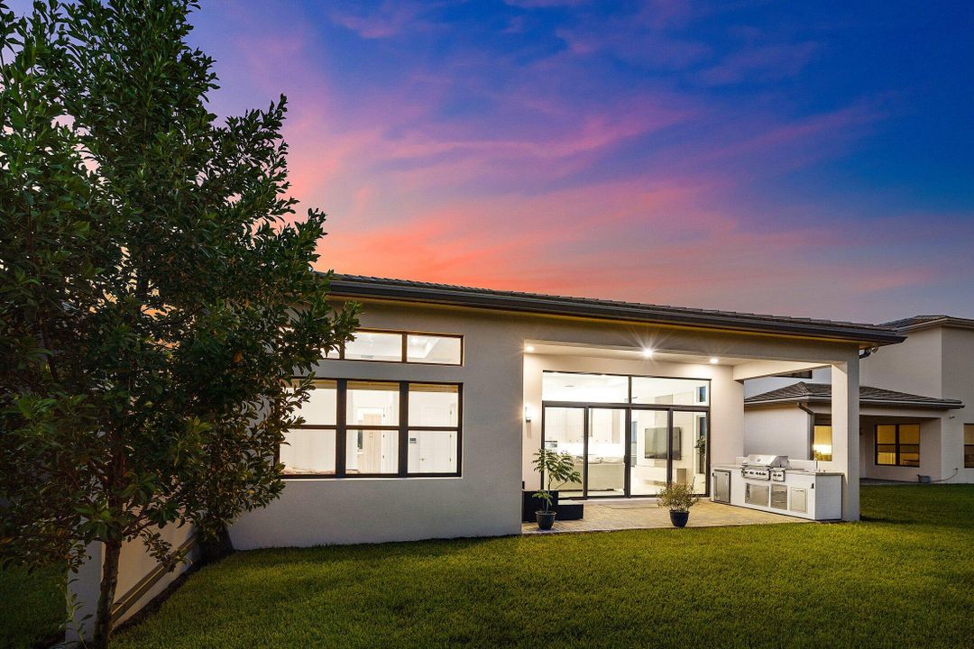 For Rent: $10,000 (3 beds, 3 baths, 2573 Square Feet)