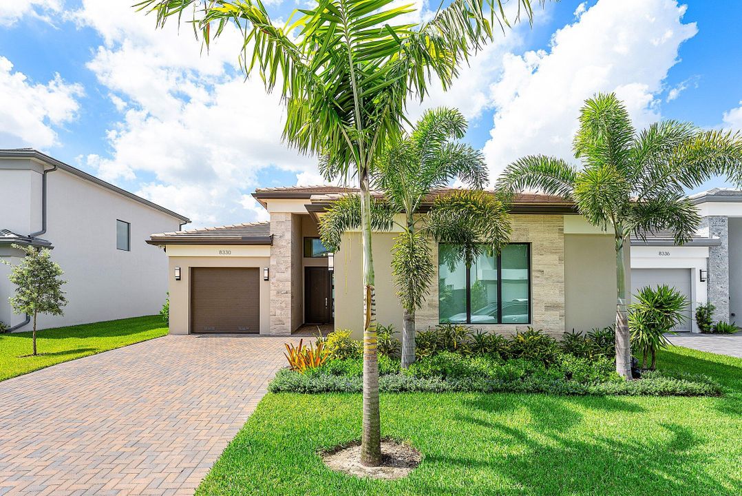 For Rent: $10,000 (3 beds, 3 baths, 2573 Square Feet)