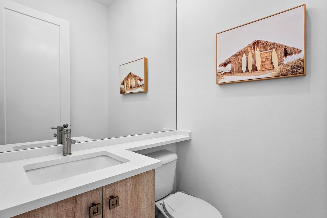 For Rent: $10,000 (3 beds, 3 baths, 2573 Square Feet)