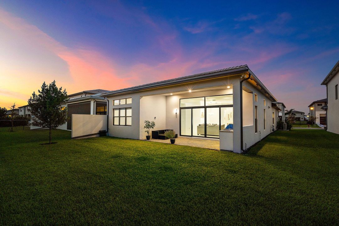 For Rent: $10,000 (3 beds, 3 baths, 2573 Square Feet)