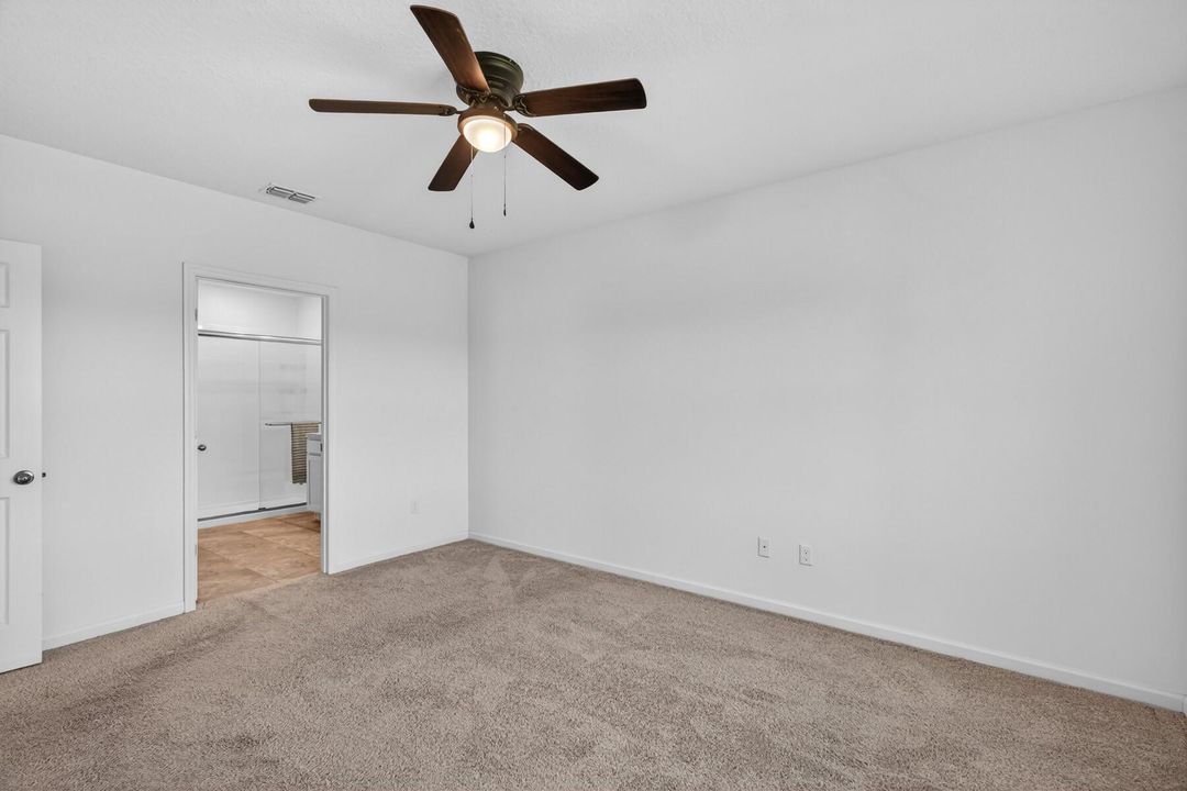 For Sale: $435,000 (4 beds, 2 baths, 1934 Square Feet)