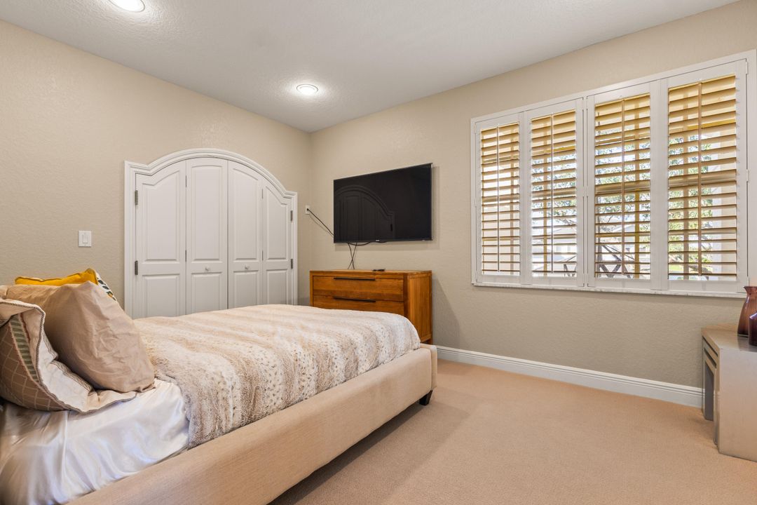 На продажу: $1,550,000 (5 спален, 4 ванн, 4086 Квадратных фут)