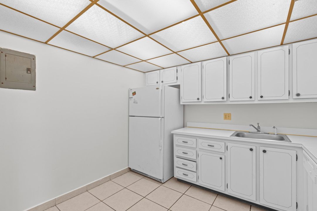 Под контрактом: $1,800 (2 спален, 2 ванн, 1133 Квадратных фут)