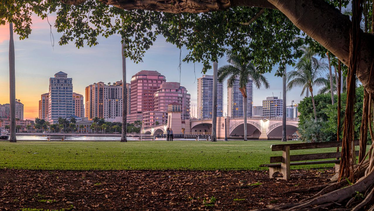 Под контрактом: $1,800 (2 спален, 2 ванн, 1133 Квадратных фут)