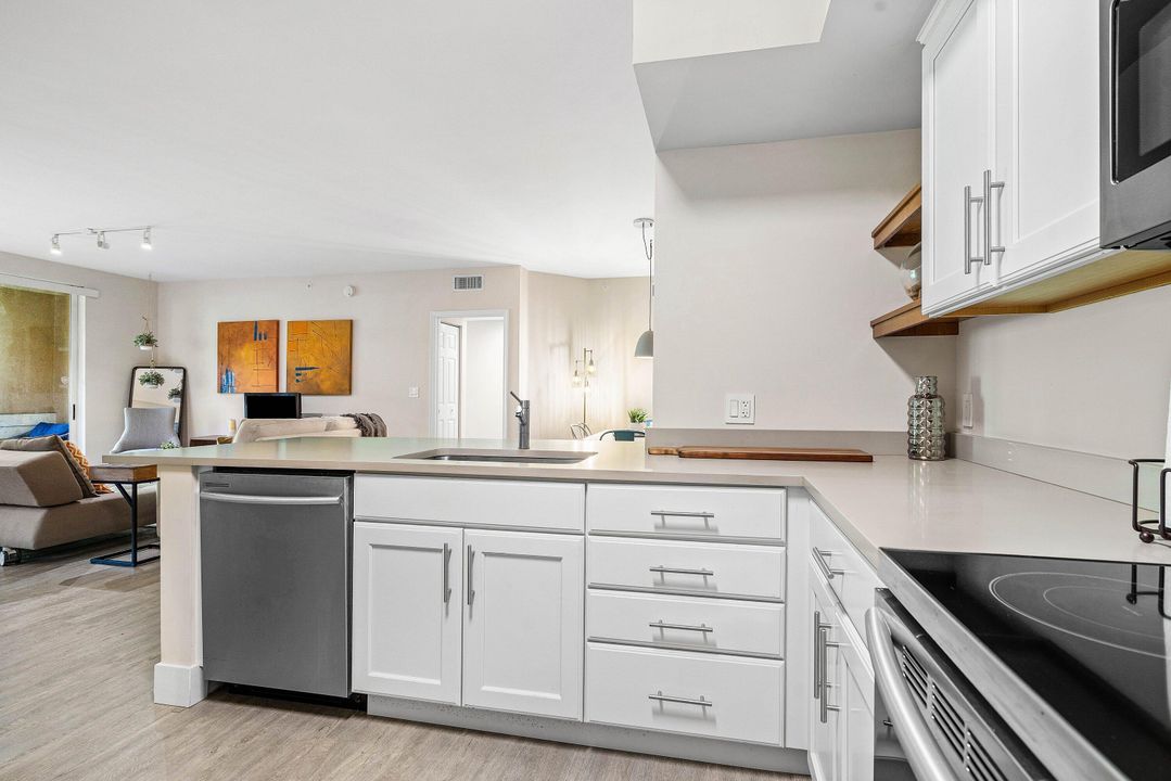 На продажу: $500,000 (3 спален, 2 ванн, 1479 Квадратных фут)