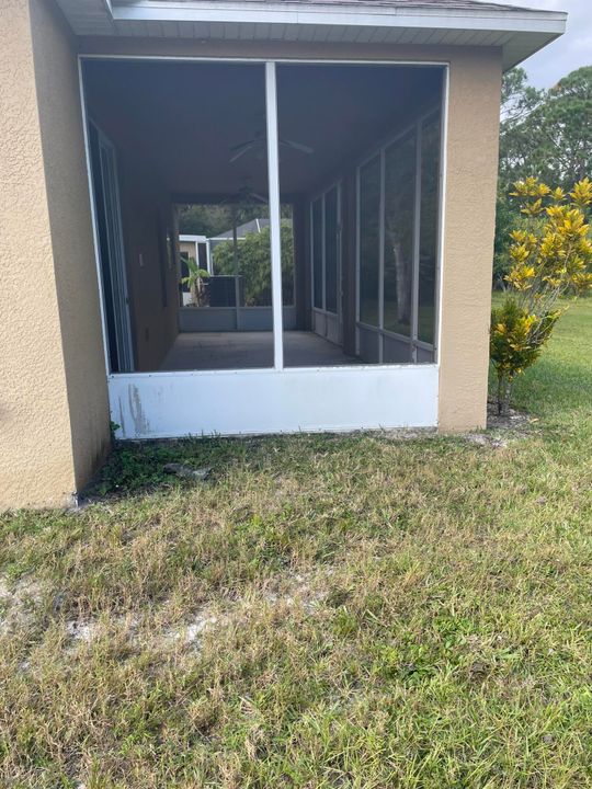 For Rent: $2,800 (4 beds, 2 baths, 1874 Square Feet)