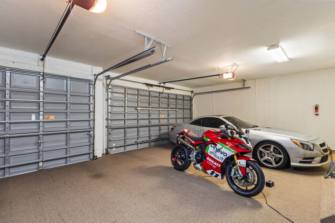 На продажу: $1,550,000 (5 спален, 4 ванн, 4086 Квадратных фут)