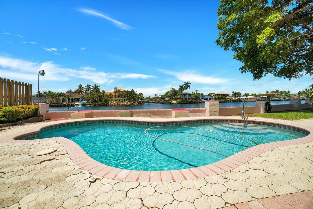 出租: $2,950 (1 贝兹, 2 浴室, 1250 平方英尺)