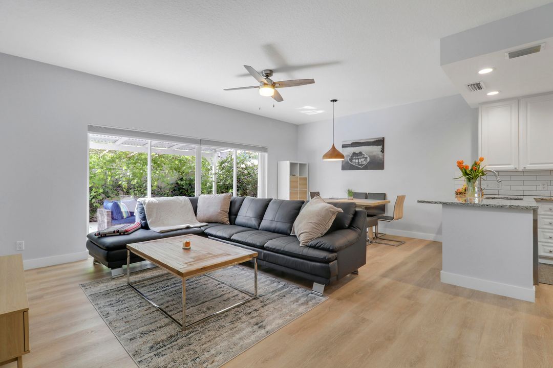 待售: $560,000 (3 贝兹, 2 浴室, 1298 平方英尺)