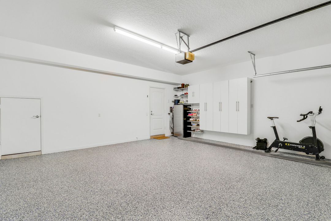 待售: $560,000 (3 贝兹, 2 浴室, 1298 平方英尺)