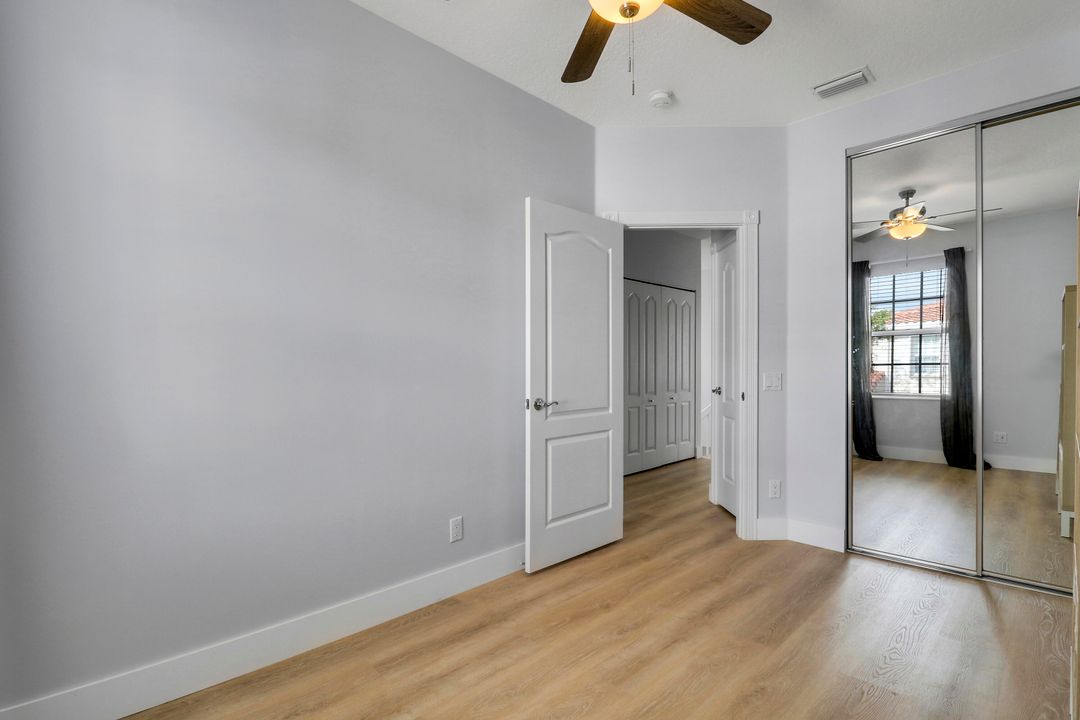 待售: $560,000 (3 贝兹, 2 浴室, 1298 平方英尺)