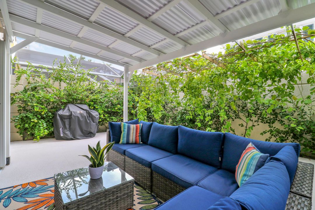 待售: $560,000 (3 贝兹, 2 浴室, 1298 平方英尺)