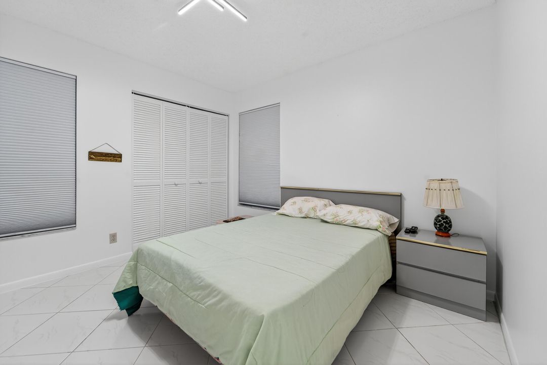 Active With Contract: $3,500 (2 beds, 2 baths, 1500 Square Feet)