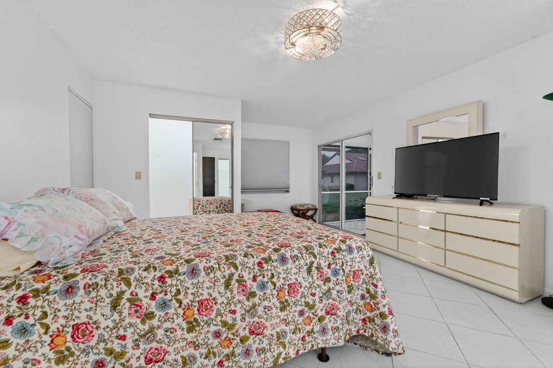 Active With Contract: $3,500 (2 beds, 2 baths, 1500 Square Feet)