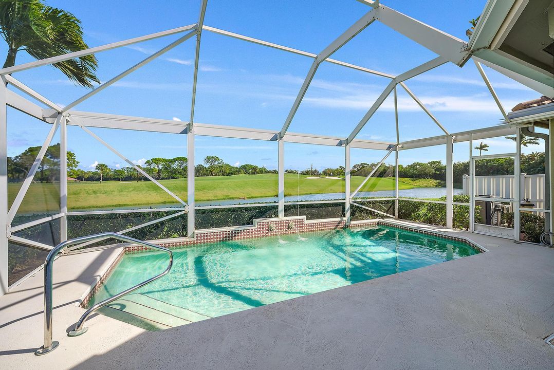 En Venta: $575,000 (3 camas, 2 baños, 1637 Pies cuadrados)