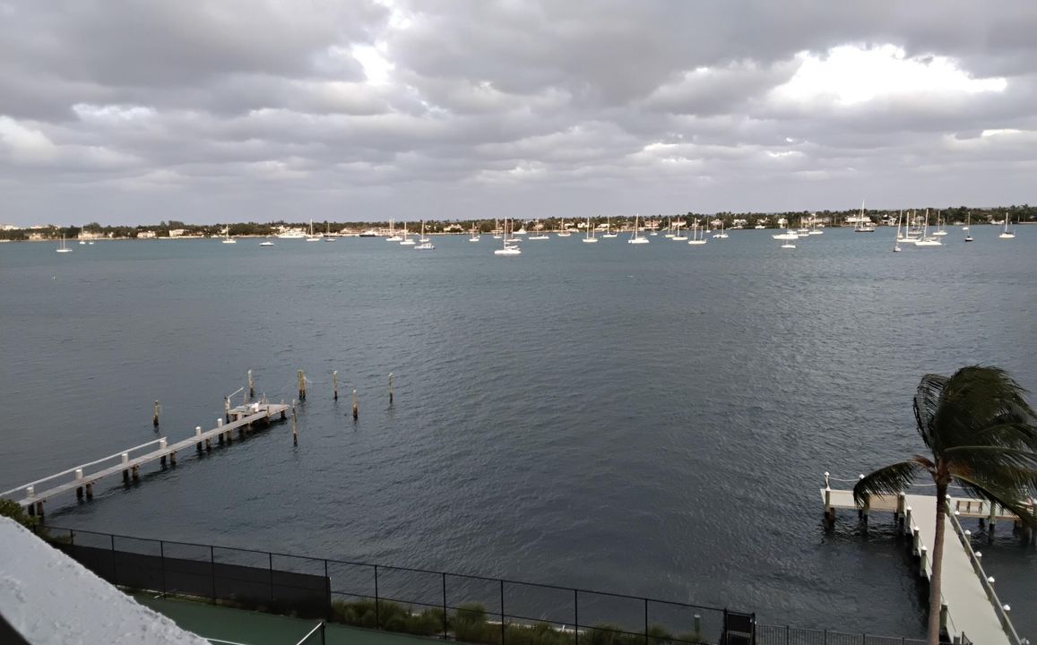 En Venta: $329,999 (2 camas, 2 baños, 1250 Pies cuadrados)