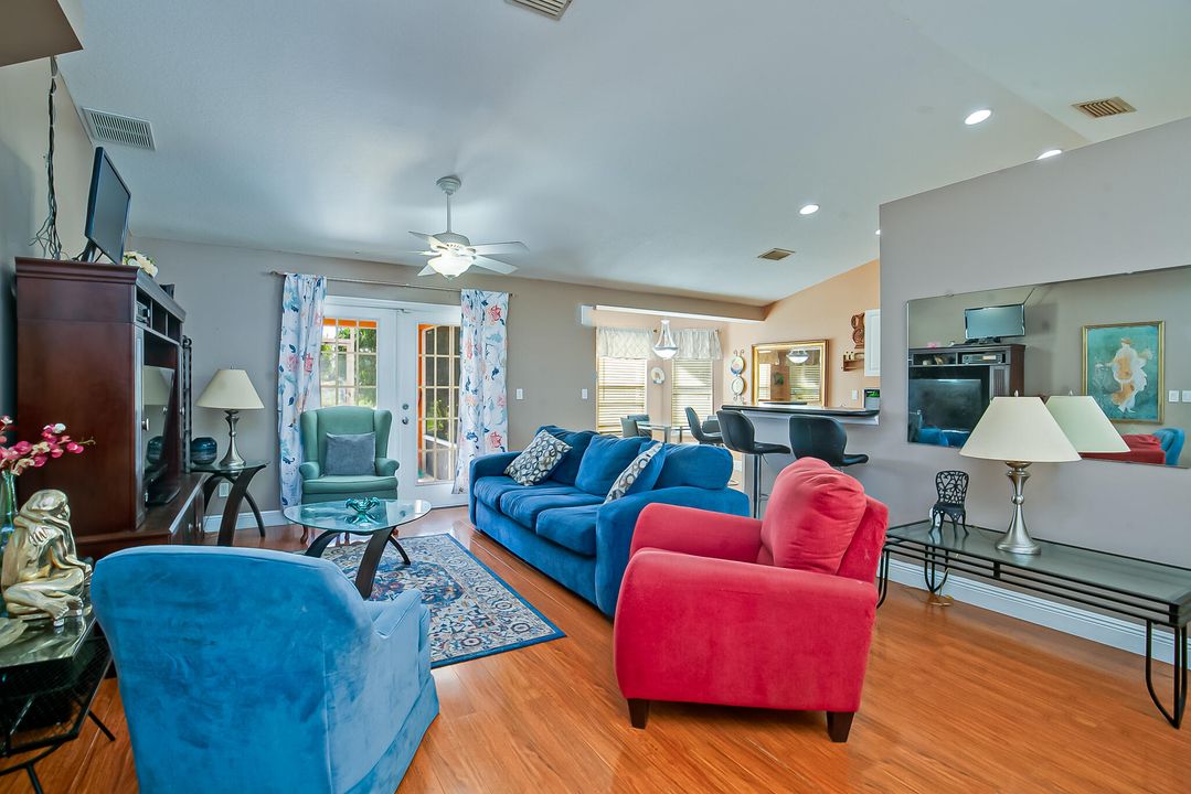 待售: $350,000 (3 贝兹, 2 浴室, 1434 平方英尺)