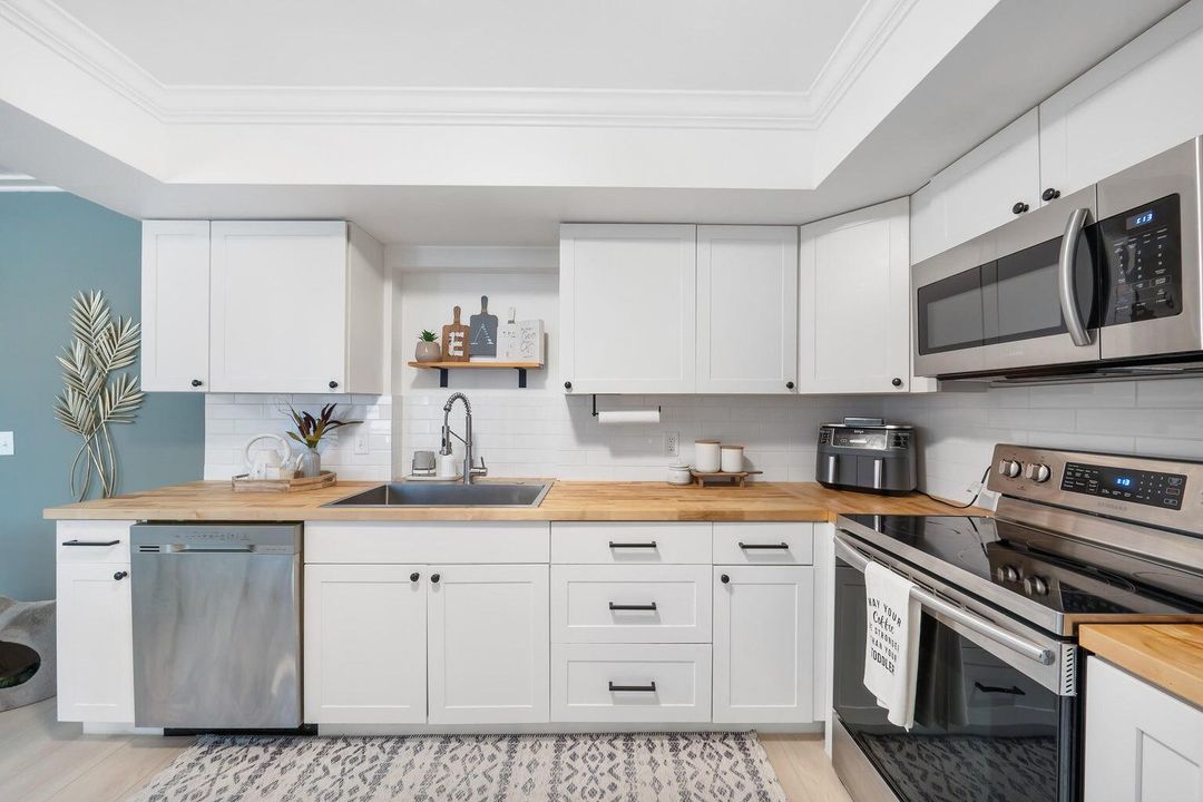 For Rent: $4,500 (3 beds, 2 baths, 1488 Square Feet)