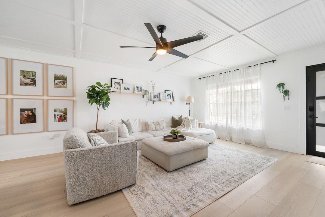 For Rent: $4,500 (3 beds, 2 baths, 1488 Square Feet)