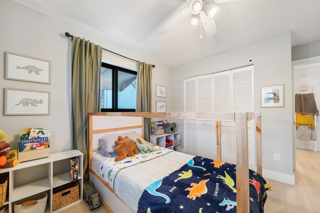 For Rent: $4,500 (3 beds, 2 baths, 1488 Square Feet)