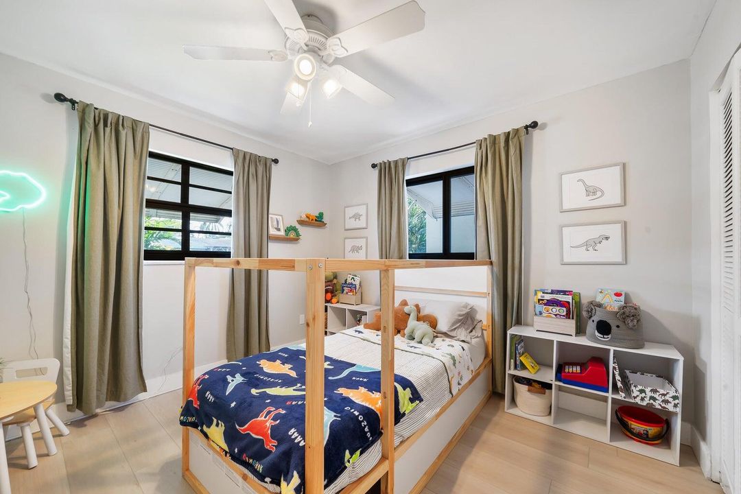 For Rent: $4,500 (3 beds, 2 baths, 1488 Square Feet)