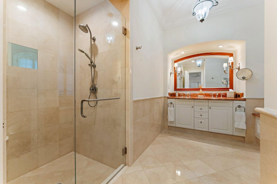 For Sale: $3,595,000 (4 beds, 4 baths, 2856 Square Feet)