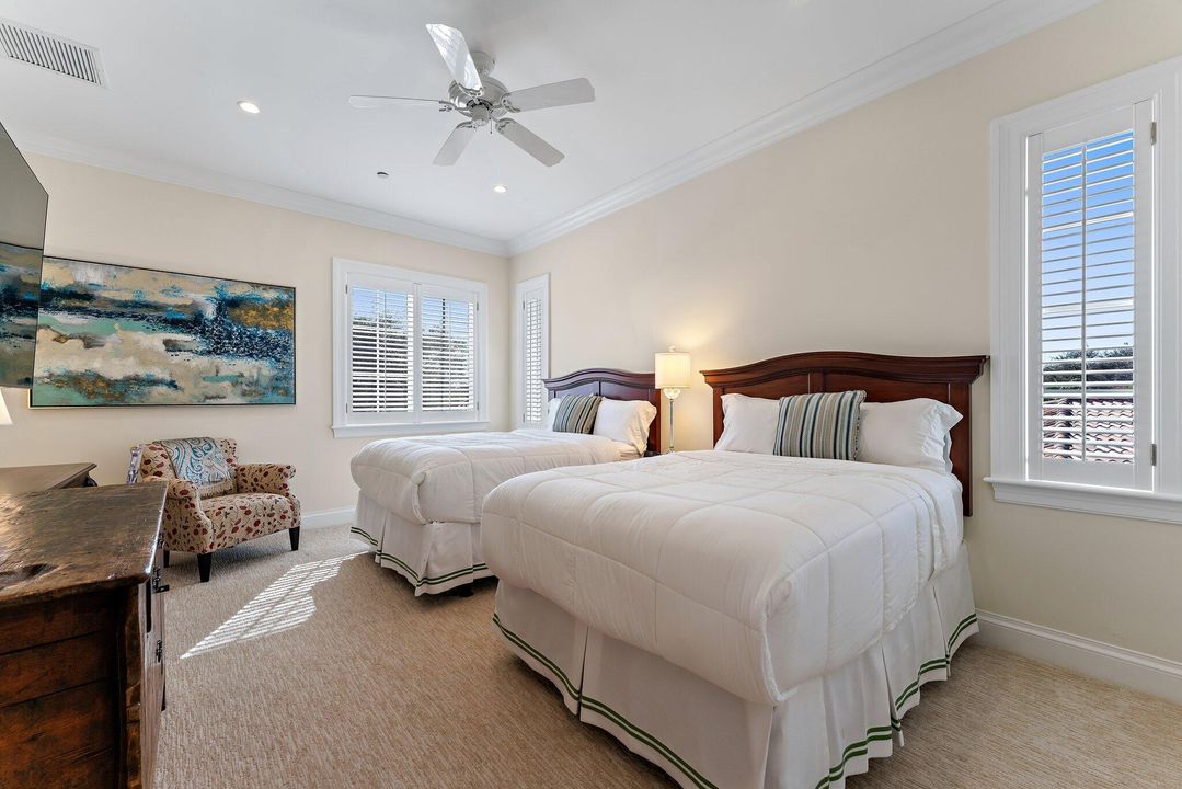 For Sale: $3,595,000 (4 beds, 4 baths, 2856 Square Feet)