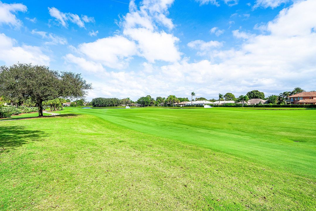 For Rent: $16,000 (3 beds, 2 baths, 2492 Square Feet)