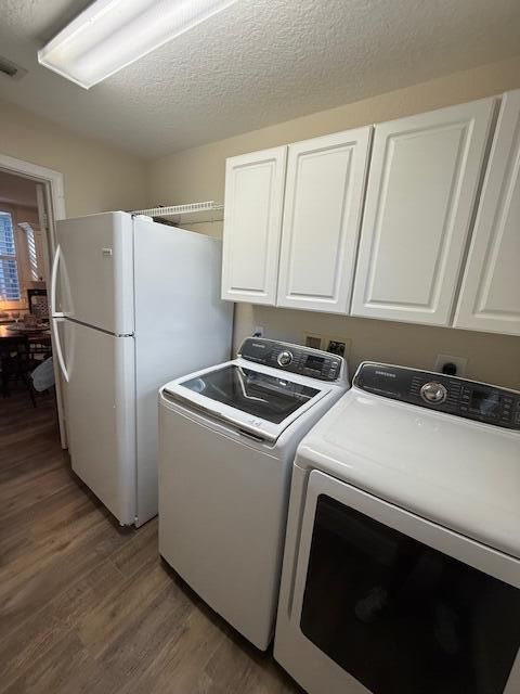 For Sale: $760,000 (4 beds, 3 baths, 2675 Square Feet)