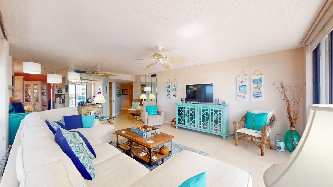 待售: $429,000 (2 贝兹, 2 浴室, 1630 平方英尺)