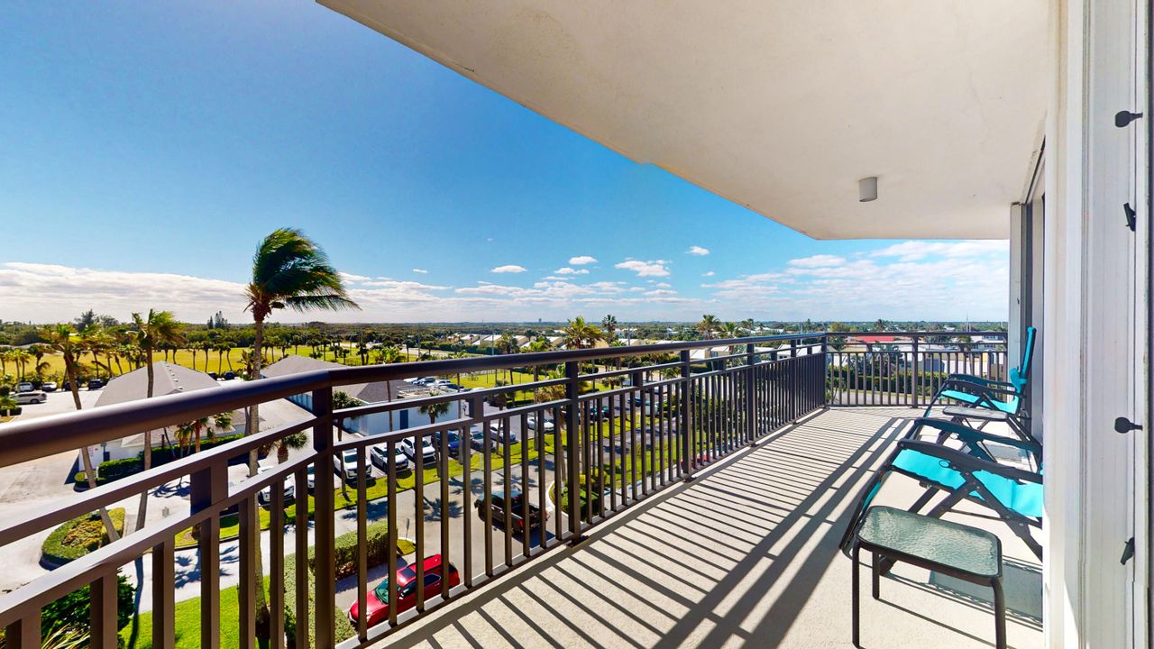 待售: $429,000 (2 贝兹, 2 浴室, 1630 平方英尺)