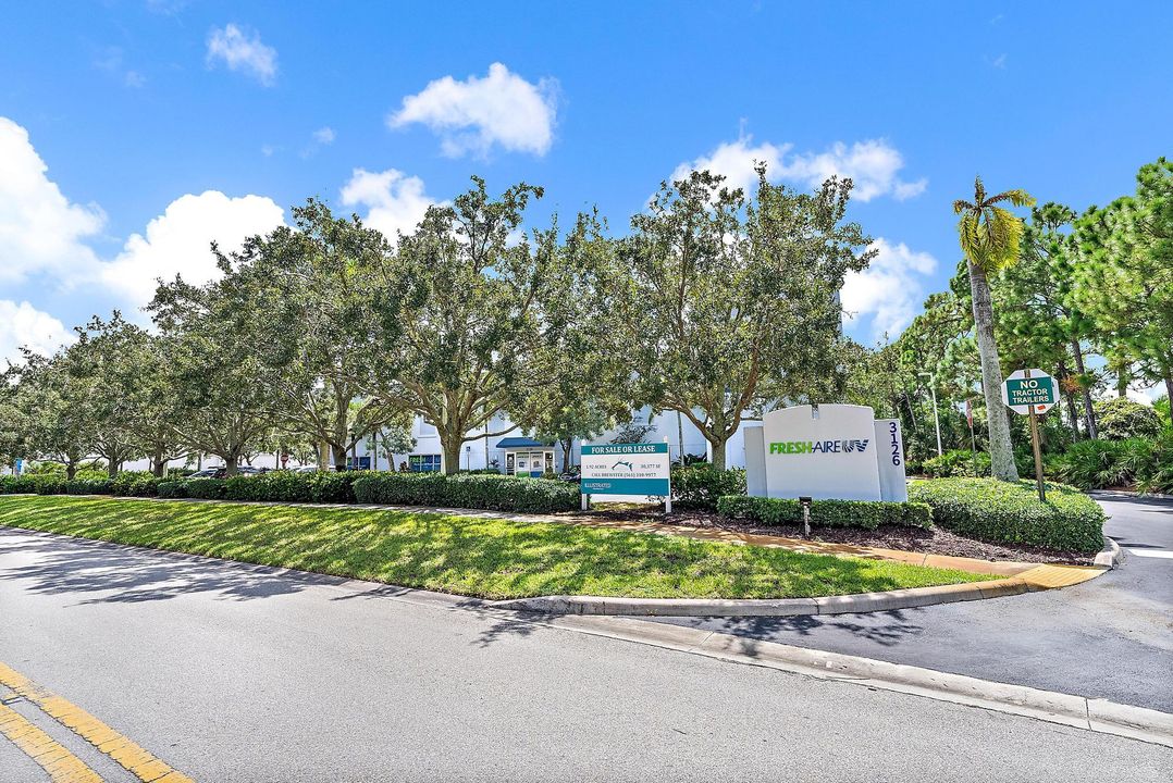 En Venta: $22 (0 camas, 0 baños, 30377 Pies cuadrados)